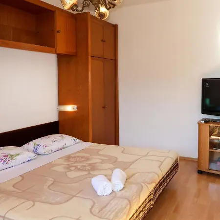 Appartamento Mirjana By Interhome